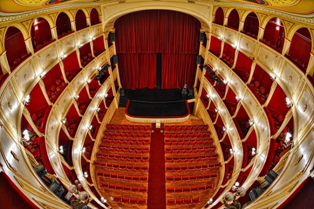 Apollon Theatre