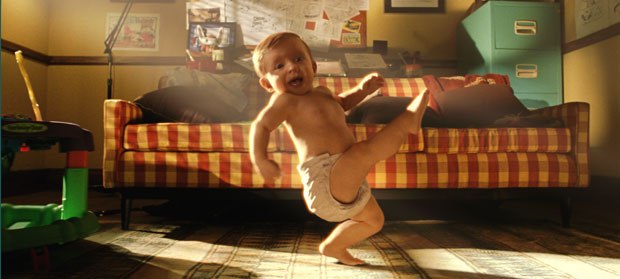 The main difficulty with the baby was that it had to appear as a real child who suddenly defied any law of physics. © 2005 Industrial Light and Magic/New Line Prods.