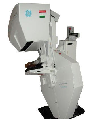 Made possible by a grant from the U.S. Department of Defense and the engineering expertise of the General Electric Co., a tomosynthesis scanner was built and installed at the Massachusetts General Hospital. Courtesy of Mercury Computer Systems.