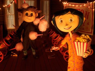In the Other World, Wybie and Coraline are drawn to a fantastic circus of trained mice.