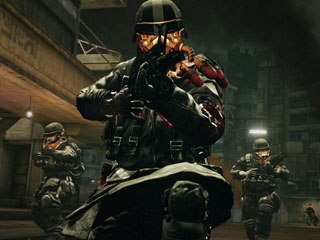 In keeping up with the Call of Duty standard, Killzone 2 features an online mode that makes players think war strategy in addition to fighting.