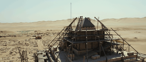 Double Negative also worked in more familiar territory with the creation of the construction site of the great pyramids at Giza, Egypt. A gigantic miniature was used for live-action plates and formed the basis for all of the shots. 