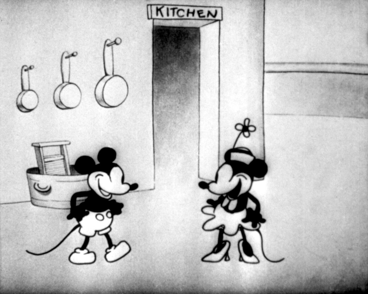 Mickey and Minnie Mouse to Enter Public Domain
